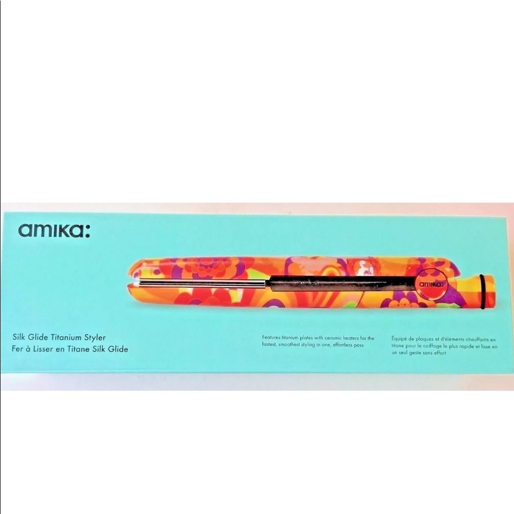 Amika straightener. Never used.